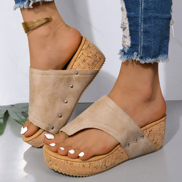 Chic mid-heel wedge sandals