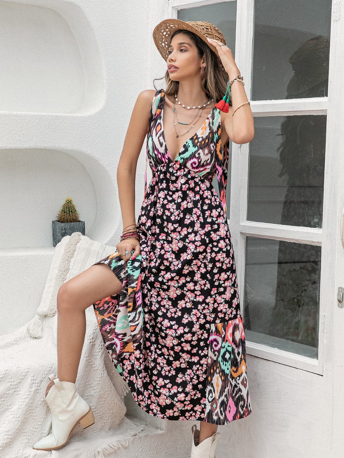 Printed Plunge Sleeveless Midi Dress.