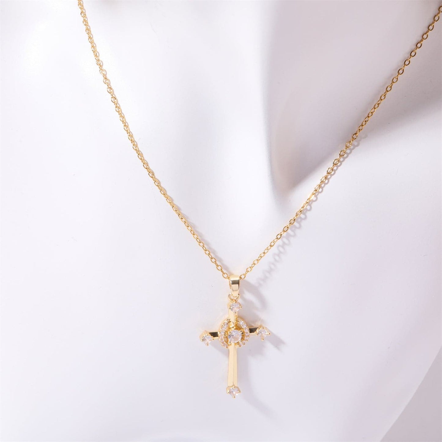 Stainless Steel Inlaid Zircon Cross Necklace.