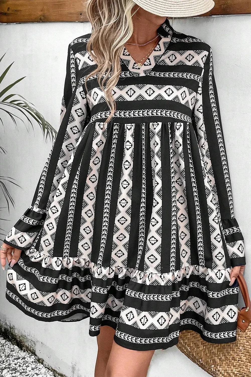 Flare Sleeve Geometric Dress for Elegant Style and Comfort