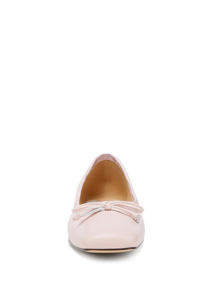 Chic square-toe ballerinas with bow detail