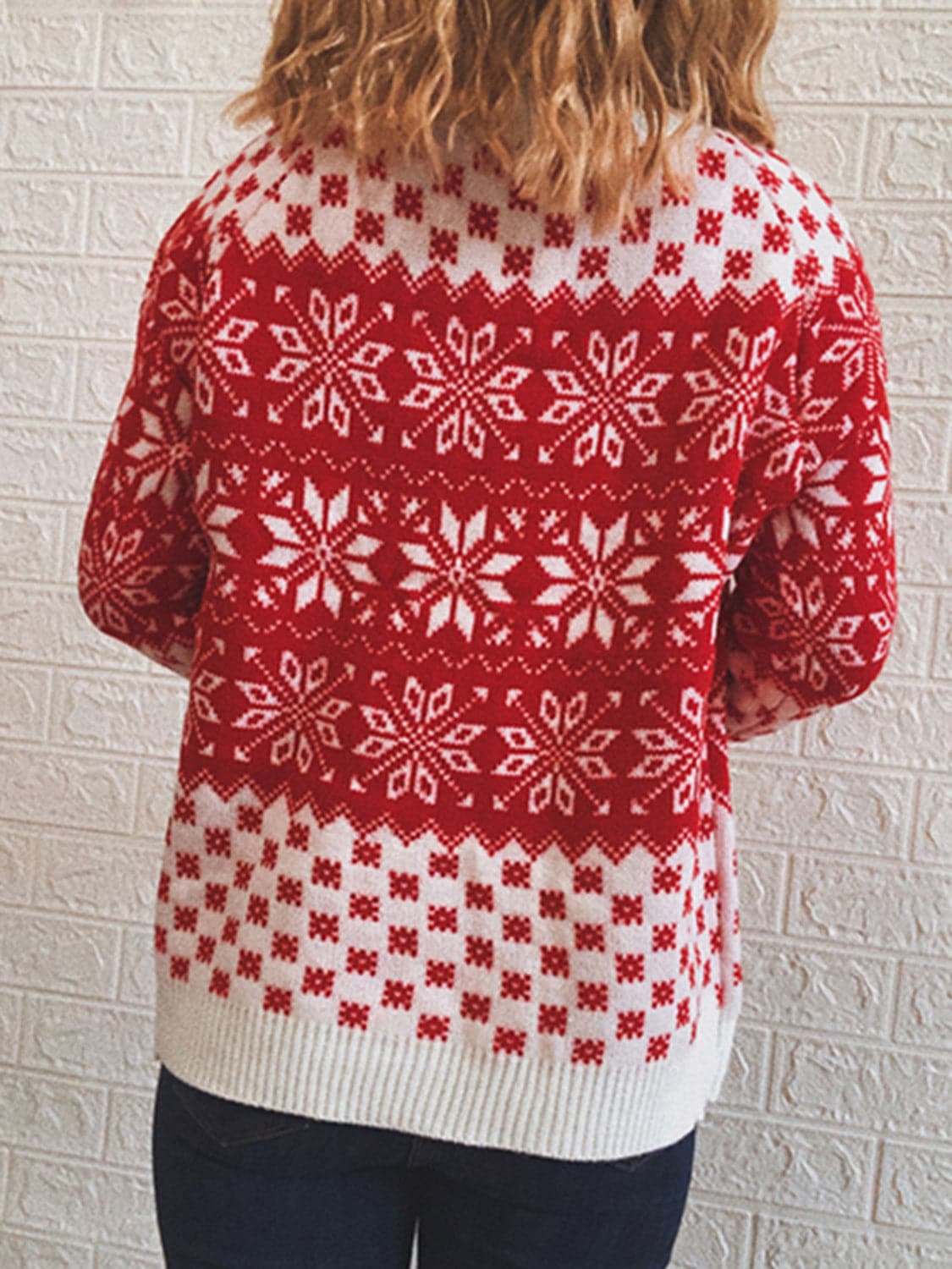 Snowflake Pattern Long Sleeve Sweater.