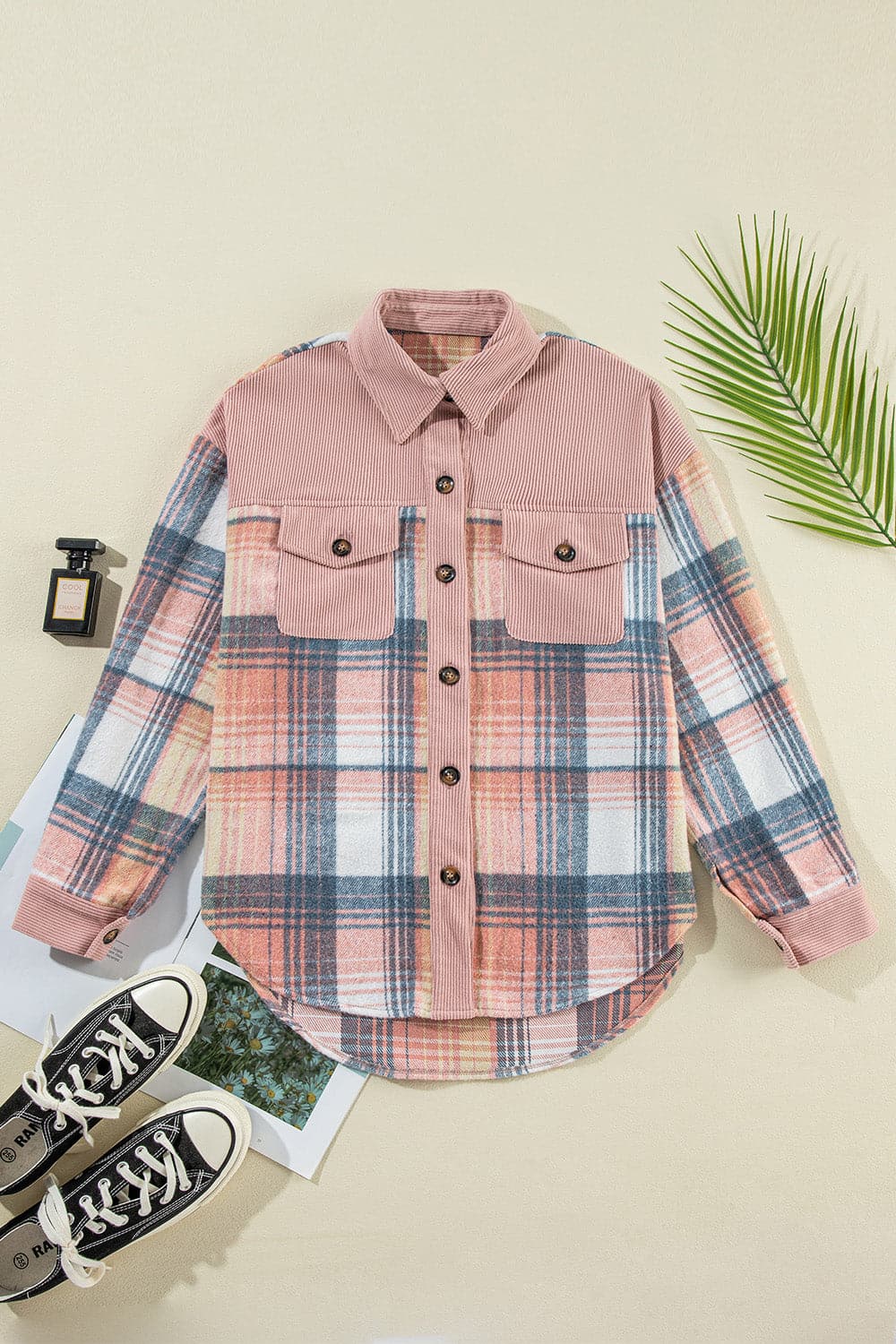 Plaid Button Up Long Sleeve ShacketFeatures: Pocketed
Thickness: Normal
Body: Not lined
Material composition: 100% polyester
Care instructions: Machine wash cold. Tumble dry low.
Imported


Size
US
BuLove Salve Long Sleeve ShacketOuterwear