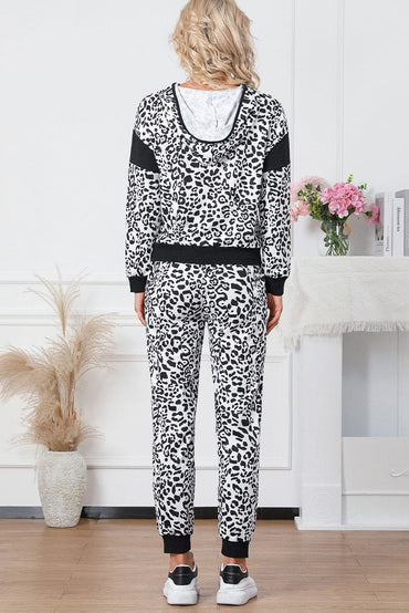 Leopard Contrast Hoodie and Pants Set.