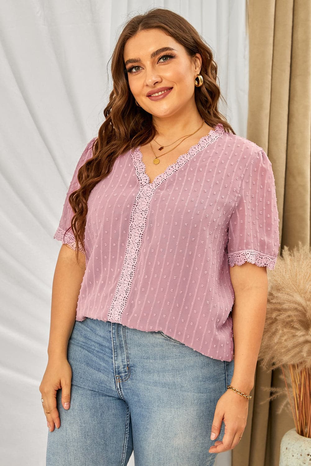 Plus Size Swiss Dot Spliced Lace V-Neck Blouse.