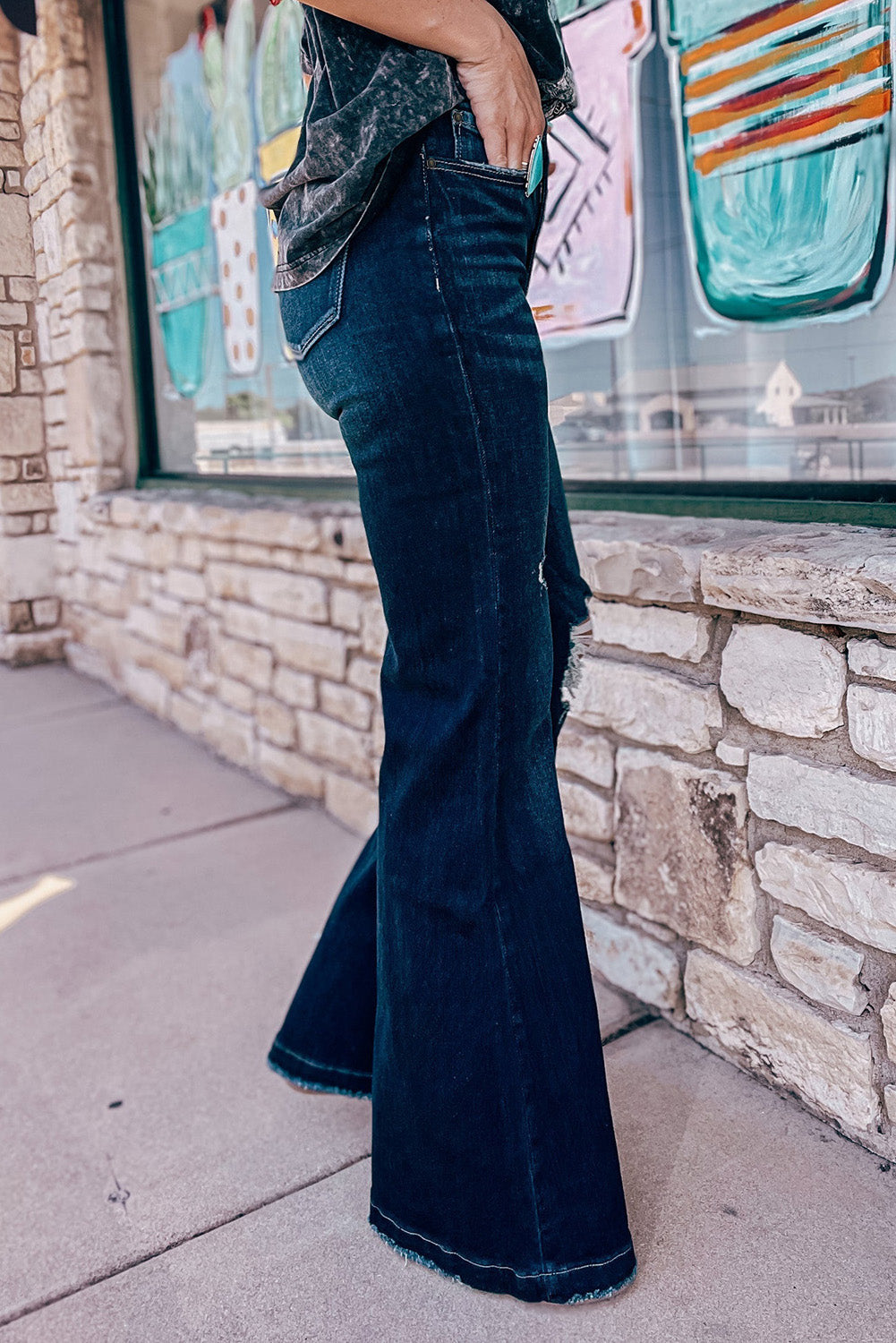 Chic real teal high-waisted ripped flare jeans