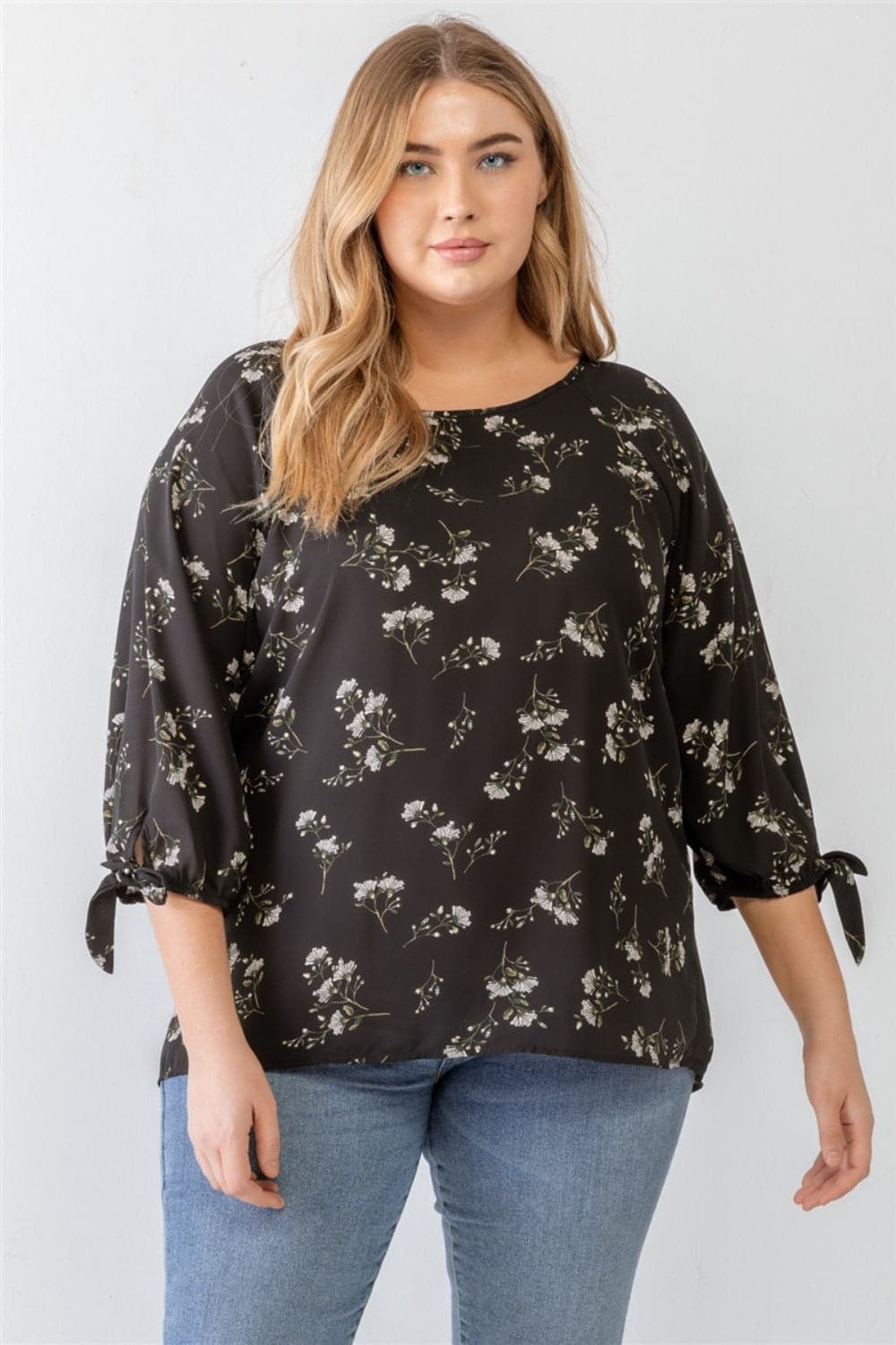 Zenobia Plus Size Floral Round Neck Blouse.