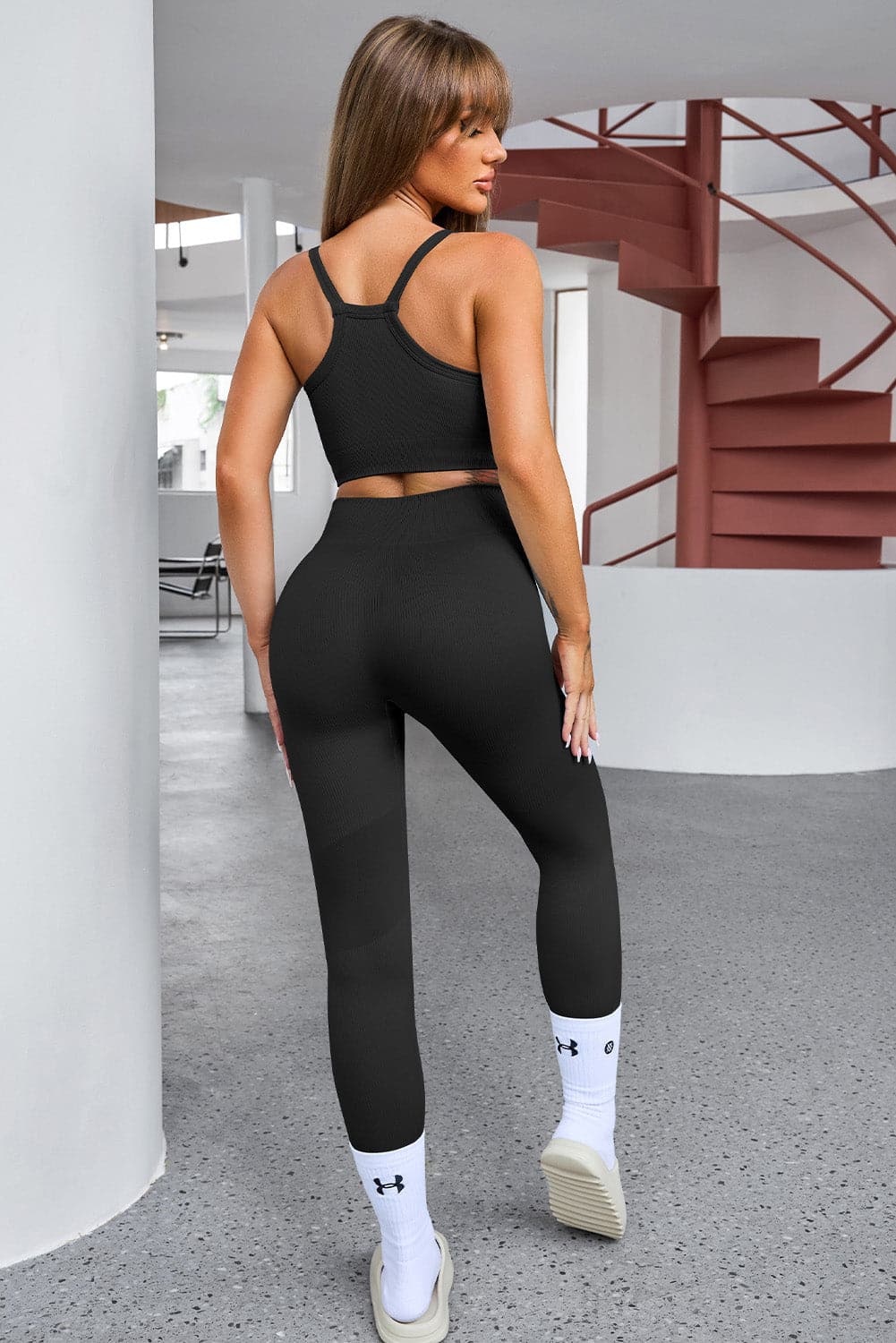 Tank Cropped Active Top and Pants Set.