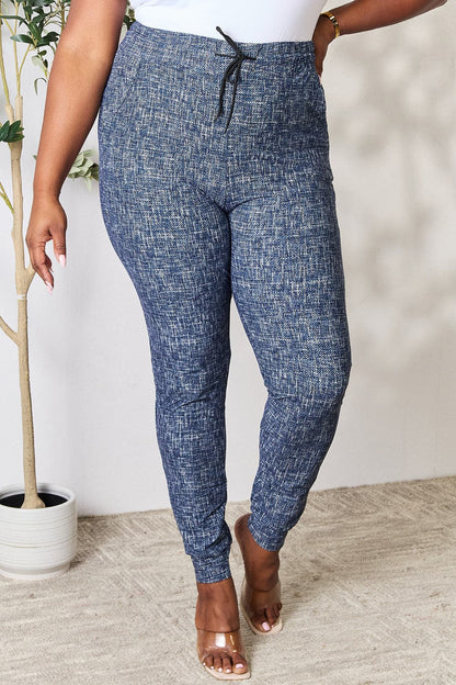 LOVEIT Heathered Drawstring Leggings with Pockets.