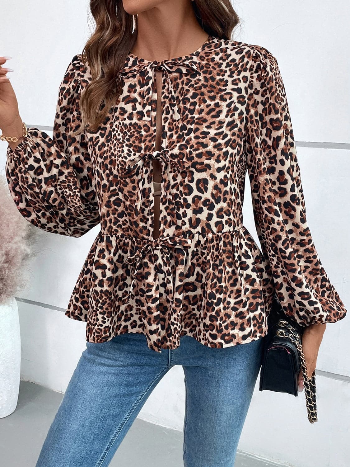 Chic long sleeve peplum top