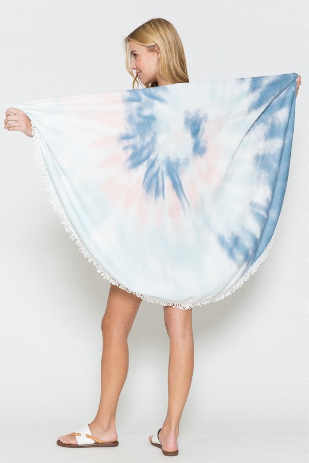 Justin Taylor Dreamland Tie Dye Round Beach Towel.