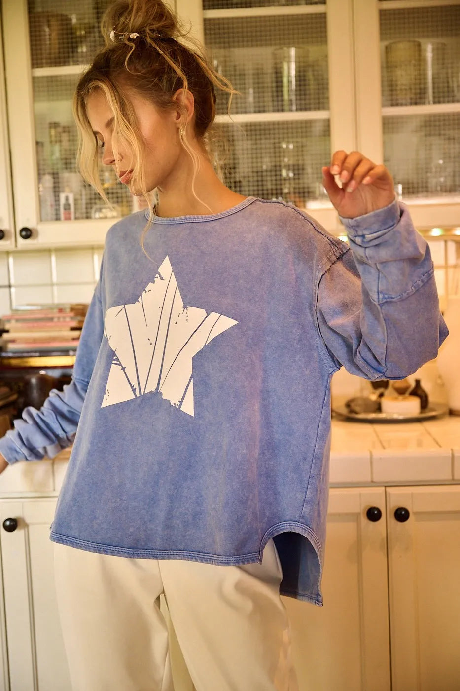 Mittoshop Star Graphic Mineral Wash Long Sleeve Top - Love Salve 