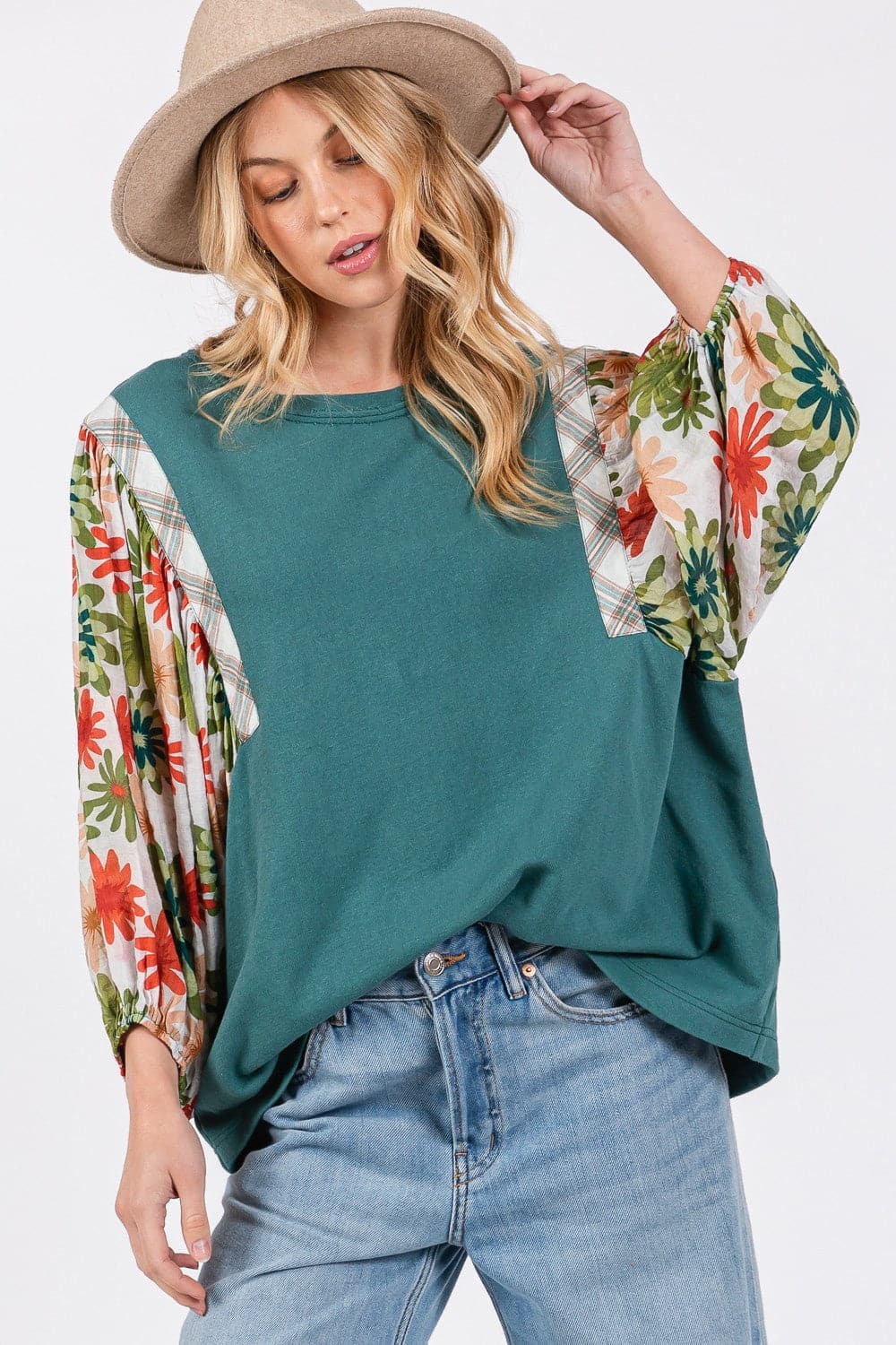 SAGE + FIG Full Size Printed Balloon Sleeve Contrast Top.