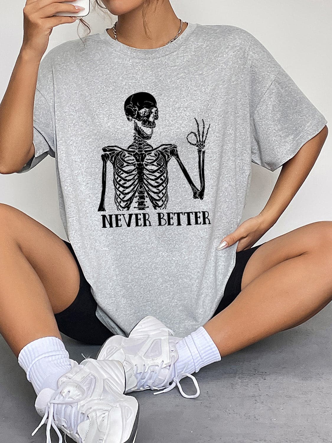 Never Better graphic tee with round neck and short sleeves