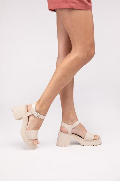 BOOMER-S Platform Heel Sandals.