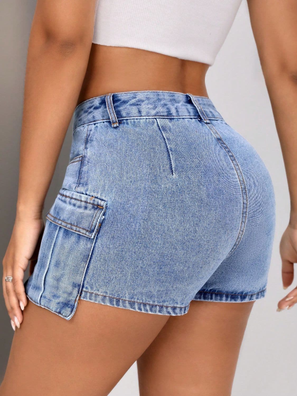 Mid-Rise Waist Denim Shorts with Pockets.