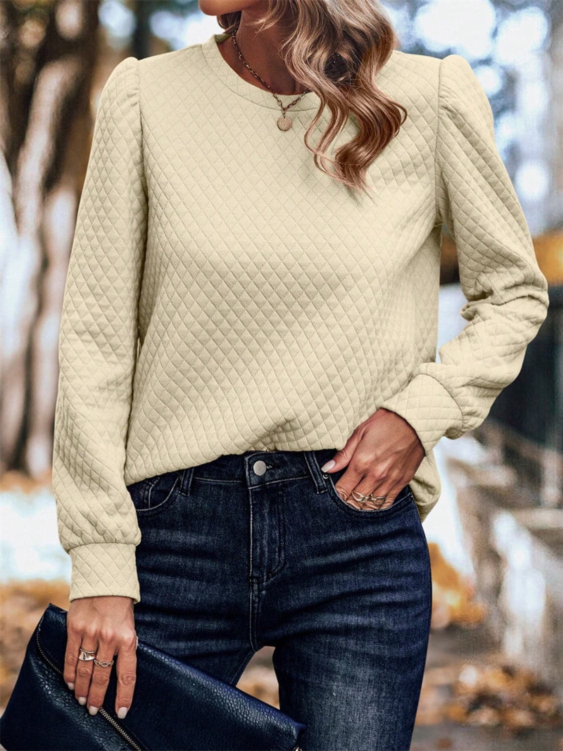 Round Neck Long Sleeve Sweatshirt.