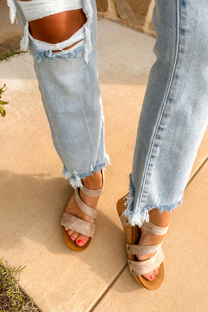 Chic Beau Blue distressed straight-leg jeans for a timeless casual look