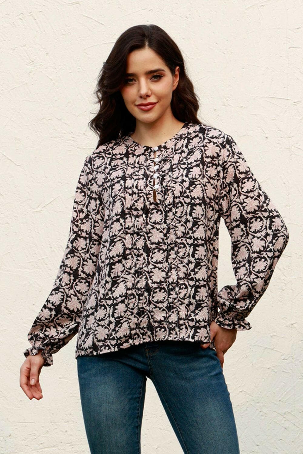 Floral Flounce Sleeve Round Neck Blouse.