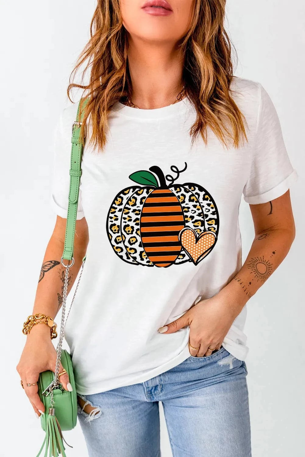 Fall-inspired pumpkin graphic tee for cozy autumn days