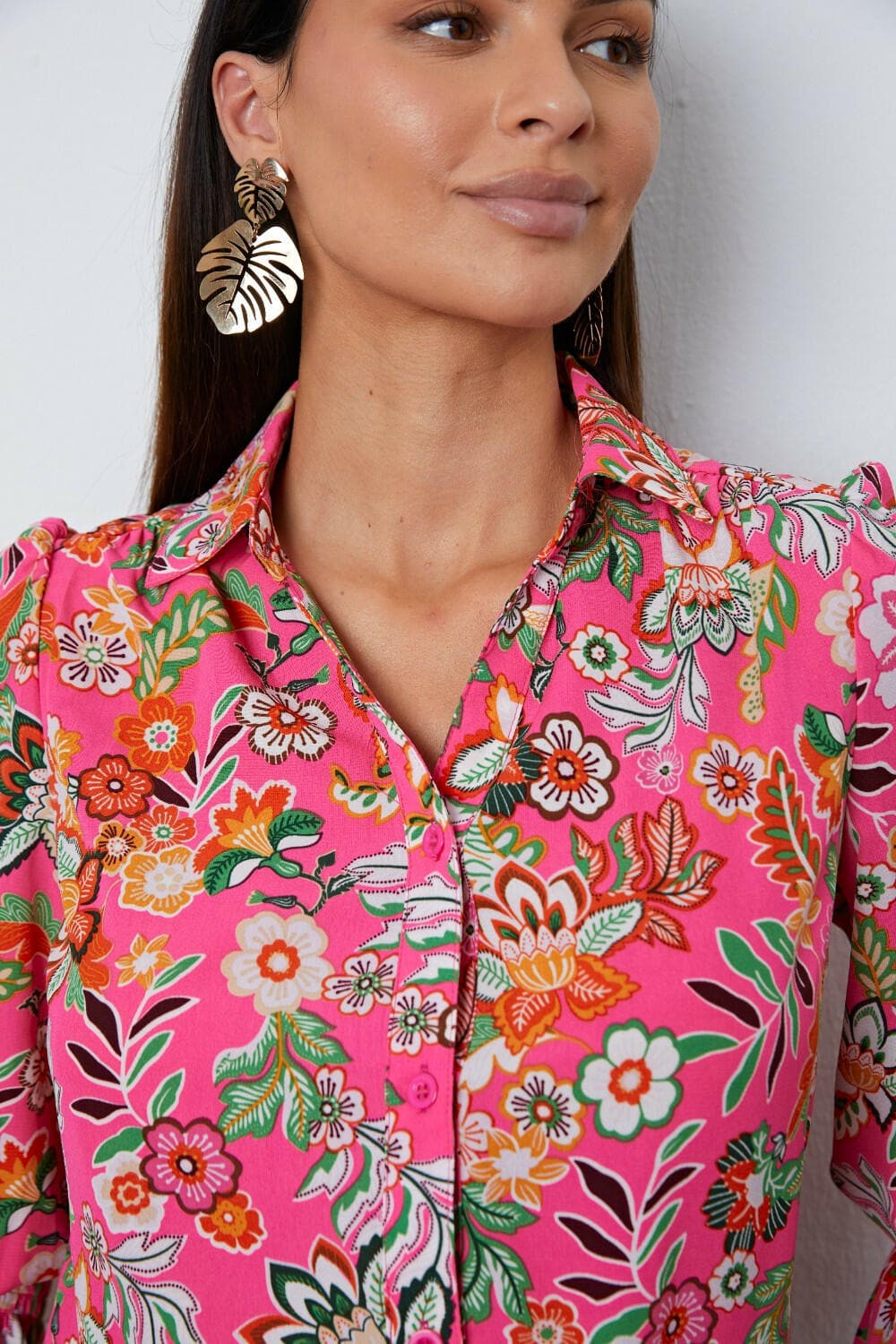 Floral Button Up Flounce Sleeve ShirtUpgrade Your Wardrobe with our Floral Button Up Flounce Sleeve Shirt
 Indulge in the ultimate blend of style and comfort with our Floral Button Up Flounce Sleeve ShiLove Salve Flounce Sleeve ShirtBlouses