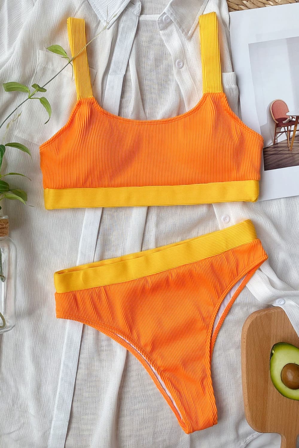 Color Block Scoop Neck Bikini Set.