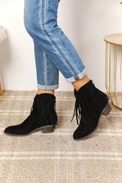 Legend Women's Fringe Cowboy Western Ankle Boots.