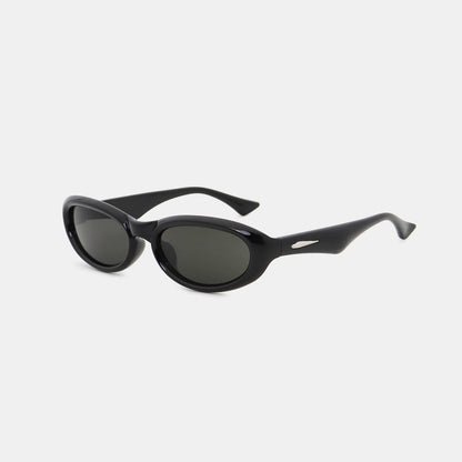 Polycarbonate Frame Cat Eye Sunglasses.