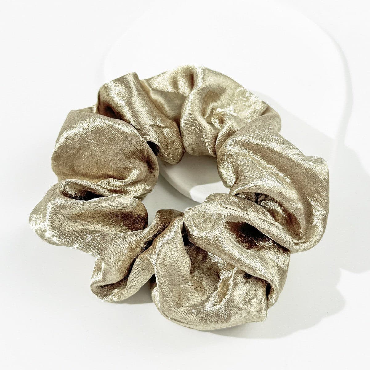 Chic trio of elastic polyester hair scrunchies