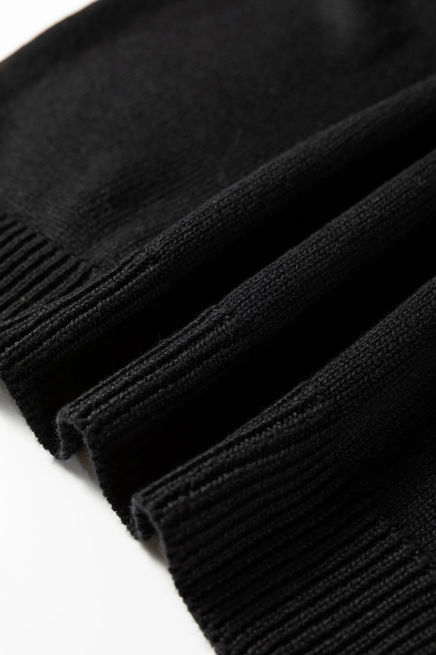 Black Merry Christmas Sweater With Colorful Dot Detail And Drop Shoulder Dear-Lover Dropshipping