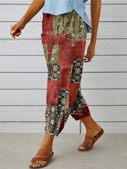 Printed Tied Cropped Pants.