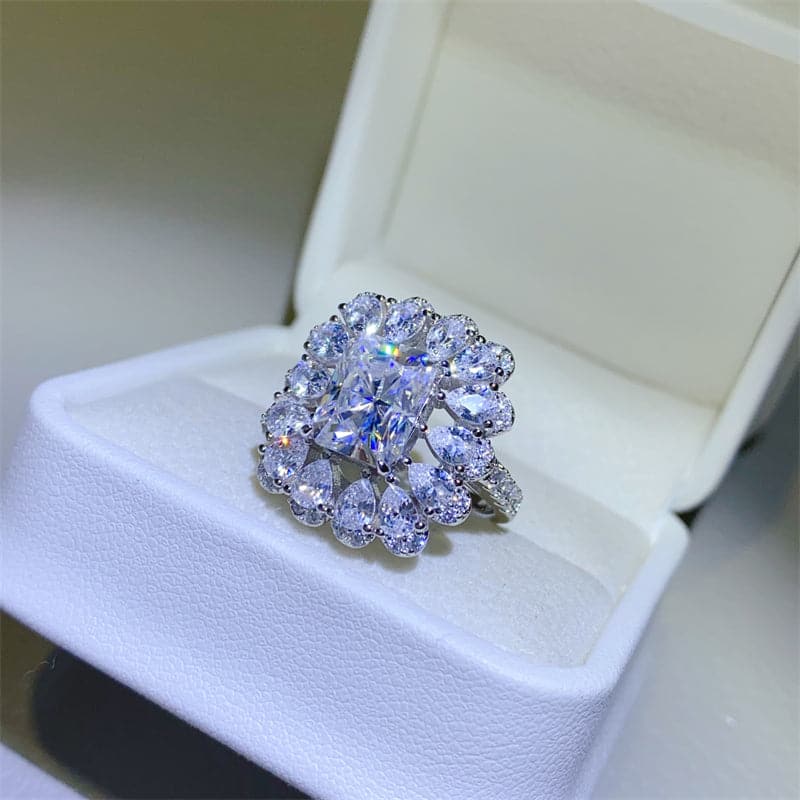 3 Carat Moissanite 925 Sterling Silver Ring.