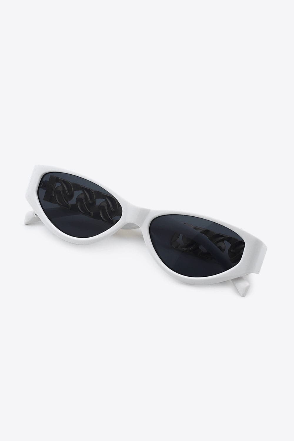 Chain Detail Temple Cat Eye Sunglasses.