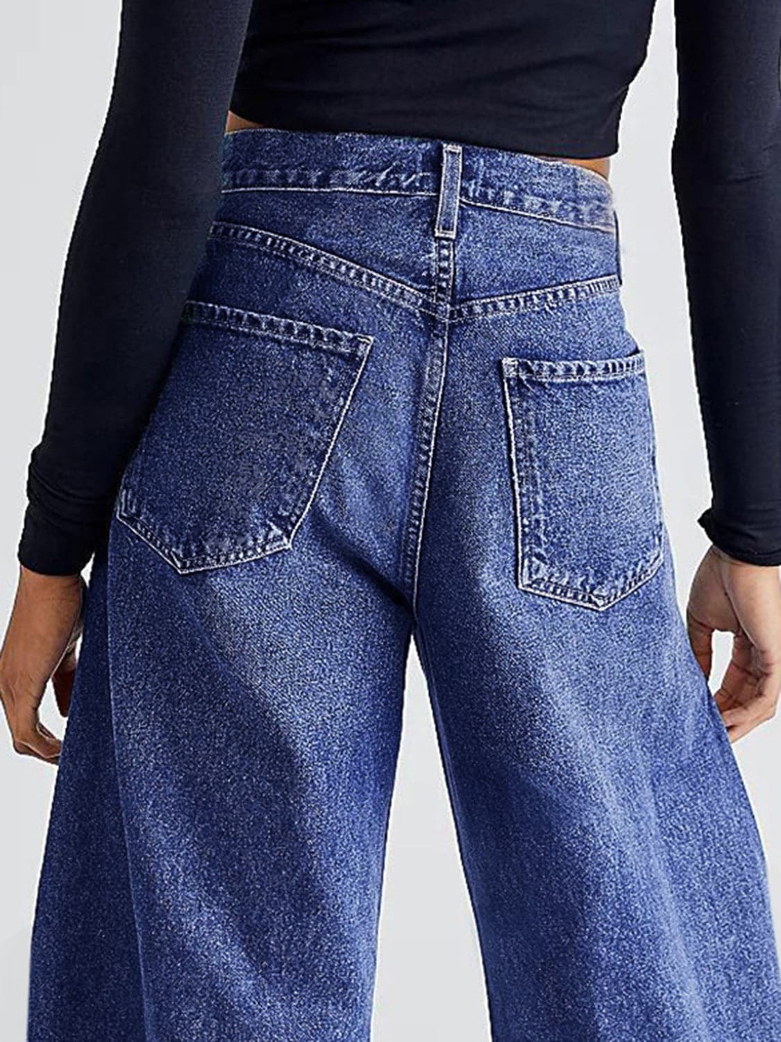 Raw Hem Wide Leg Jeans with Pockets.