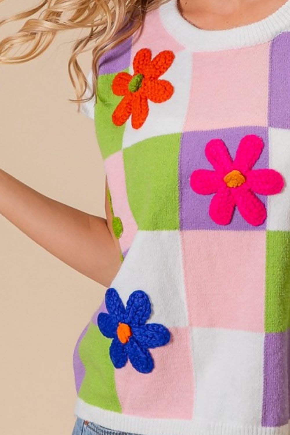 Charming floral checkered sweater vest by BiBi - Love Salve 