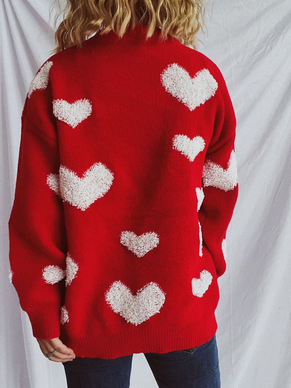 Cozy heart-shaped neckline dropped shoulder pullover