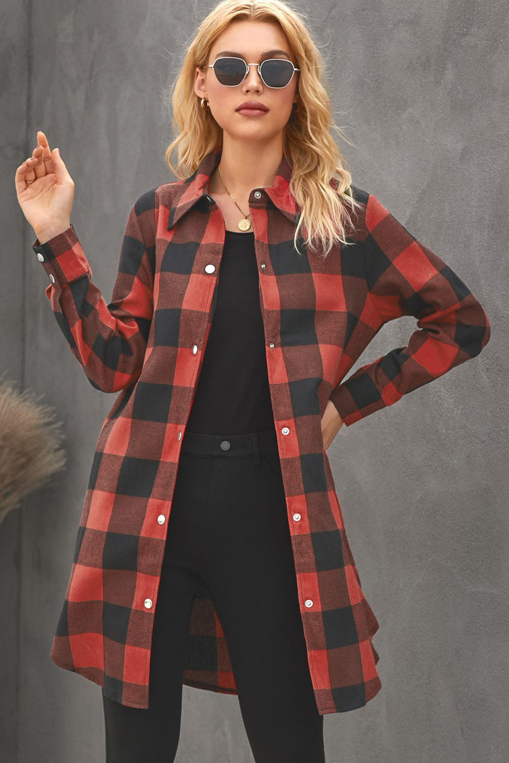 Chic plaid shirt coat with elegant turn-down collar in fiery red