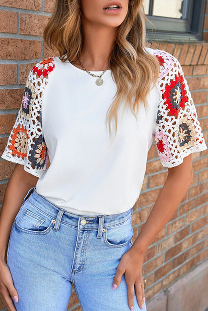 Elegant white floral crochet top with short sleeves