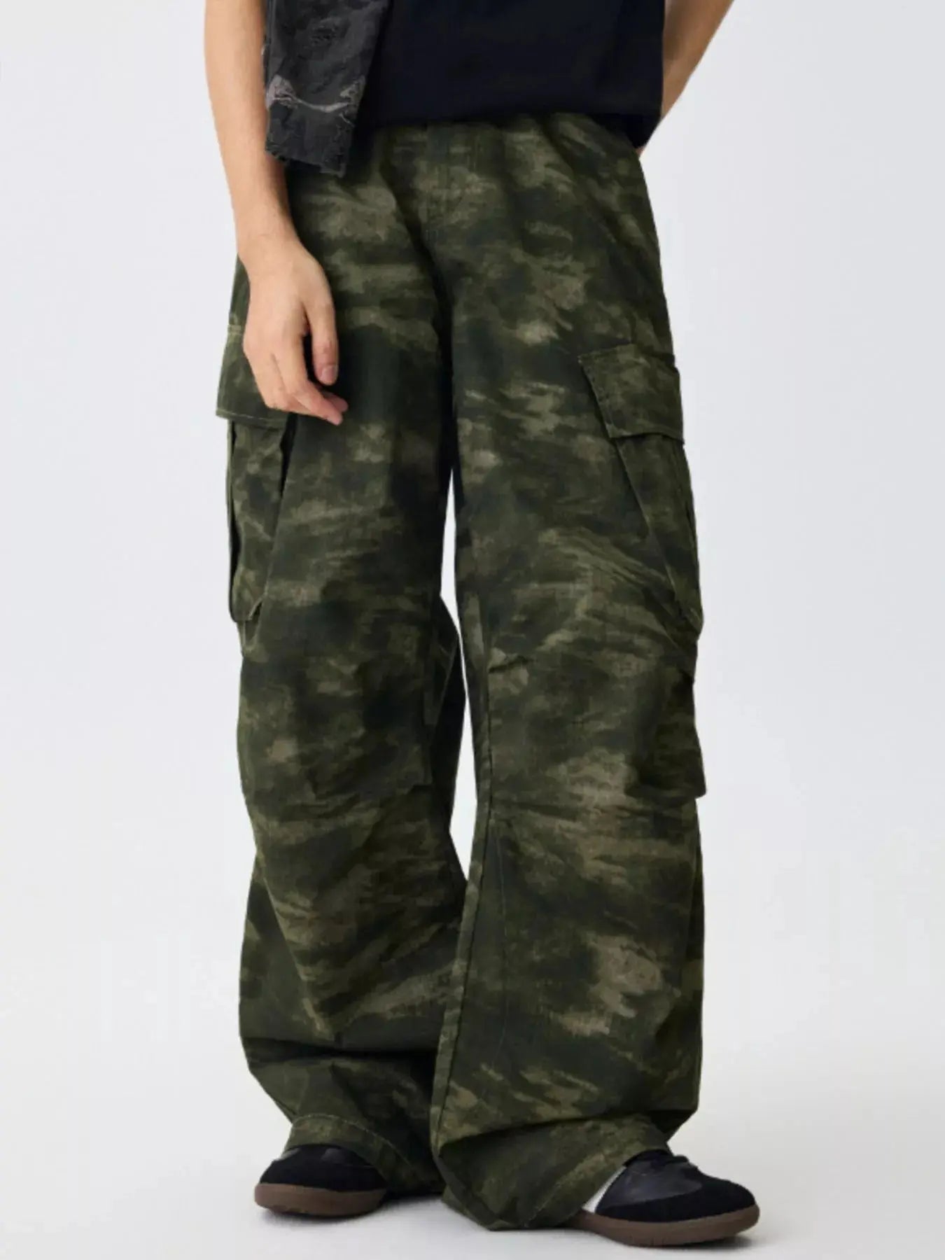 Men's Camouflage Print Cargo Pants Simply Love