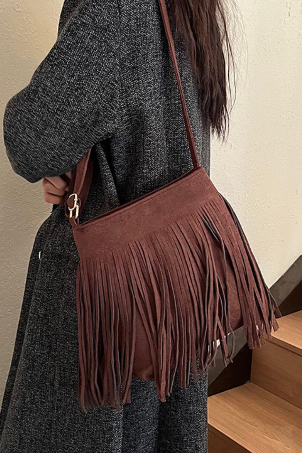 Chic suede fringe crossbody bag