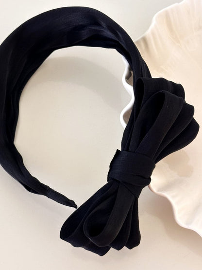 Chic polyester bow headband for stylish looks