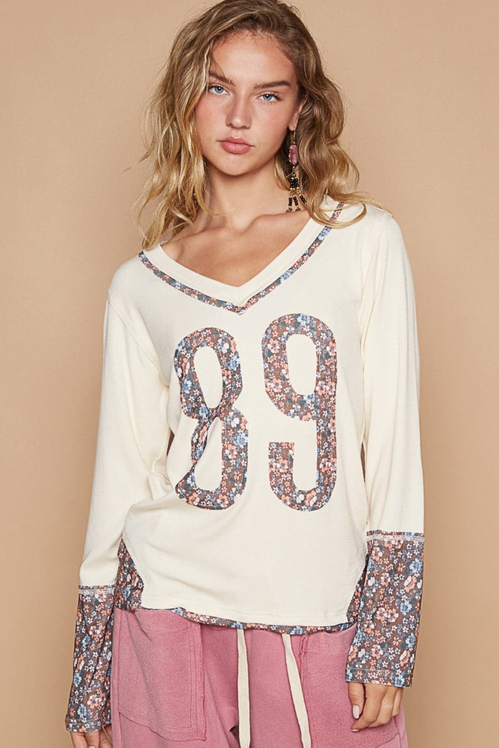 Floral V-neck long sleeve tee