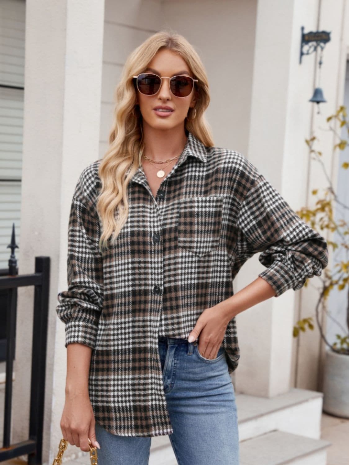 Pocketed Plaid Collared Neck Long Sleeve Shirt.