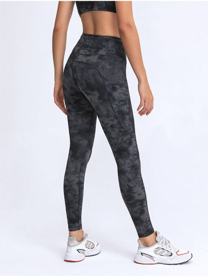 Wide Waistband Leggings with Pockets.