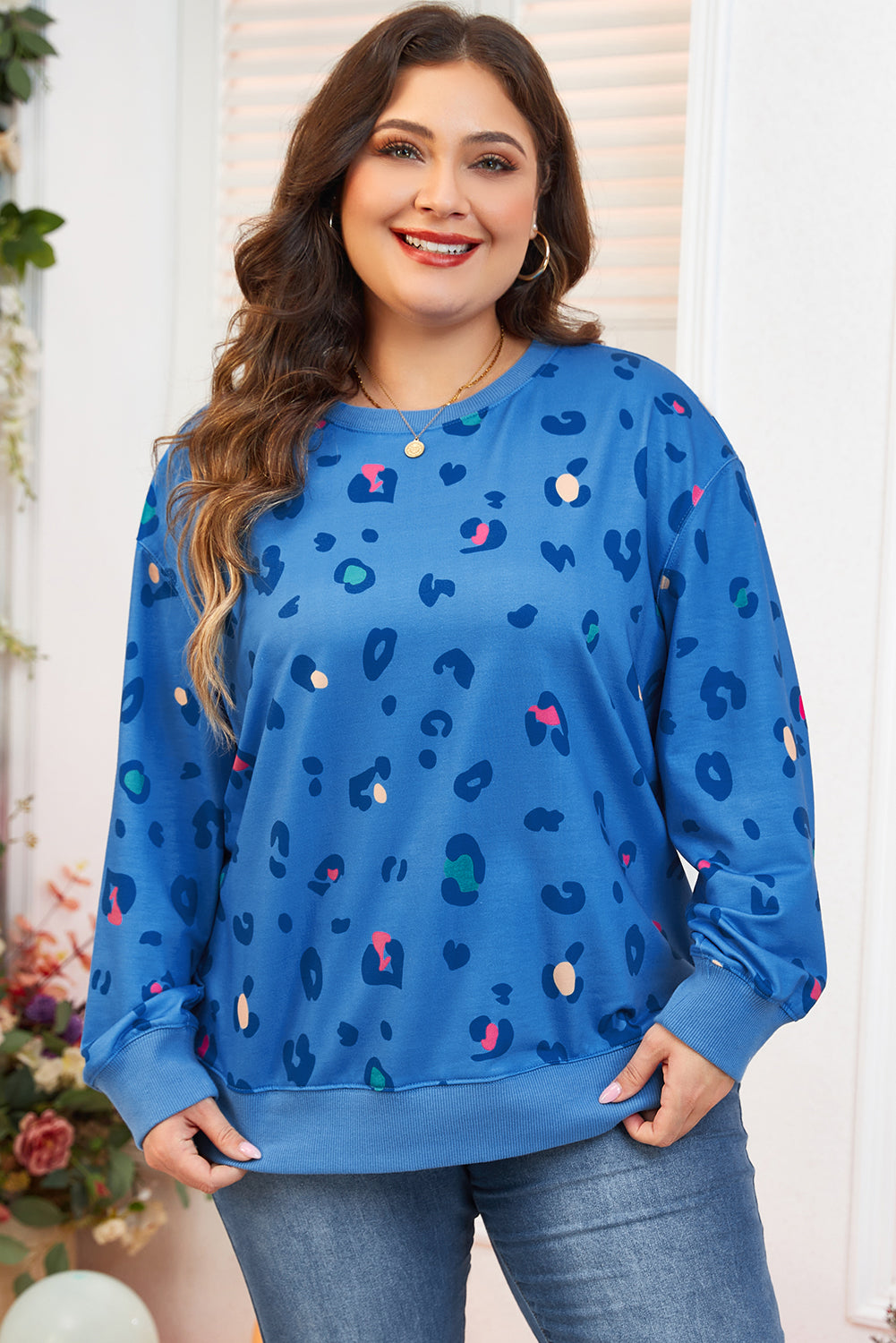 Sky blue leopard print drop shoulder pullover for effortless style