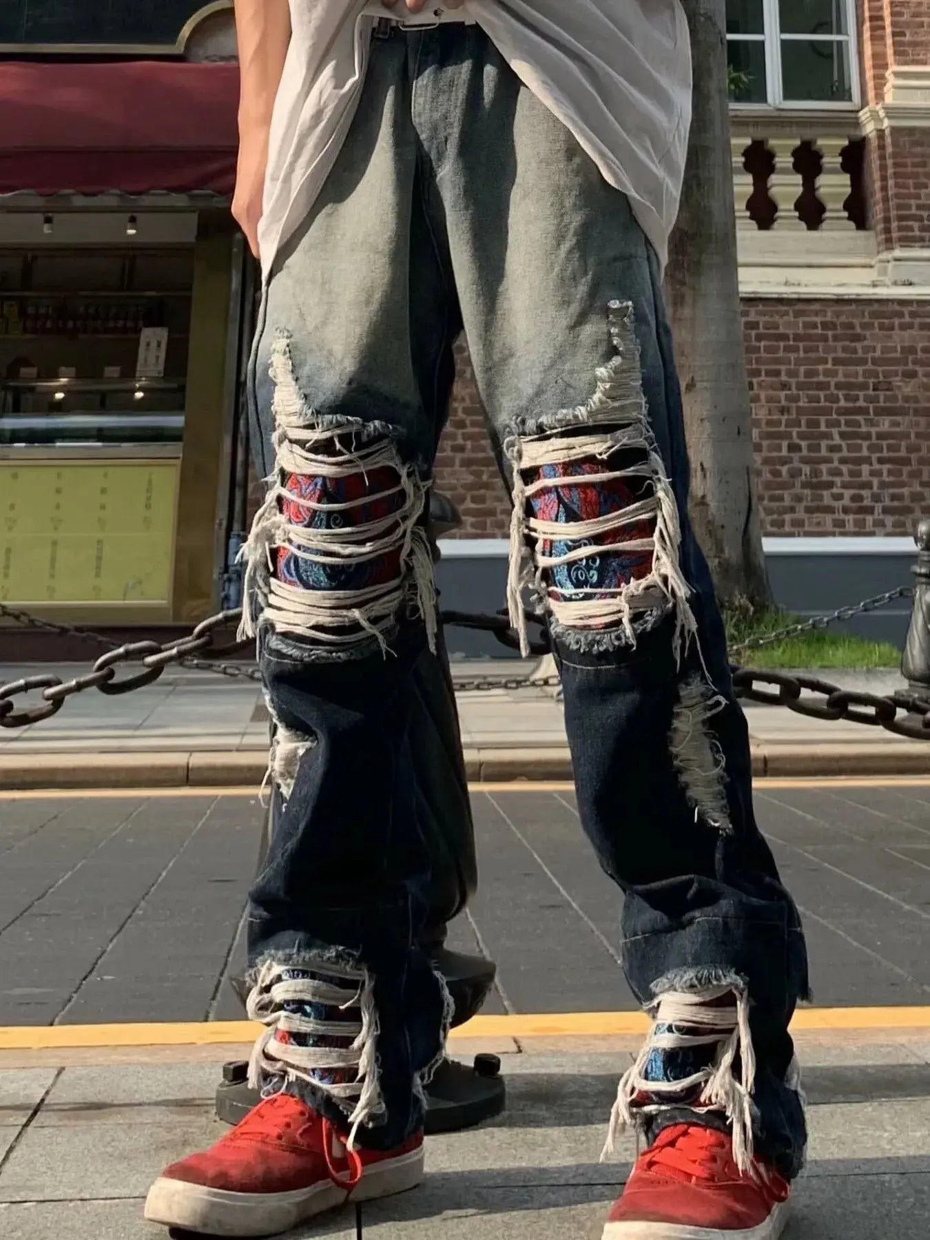 Men's Distressed Wash Loose Fit Jeans Simply Love