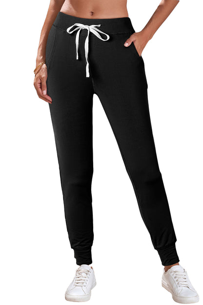 Cozy black joggers with drawstring and pockets