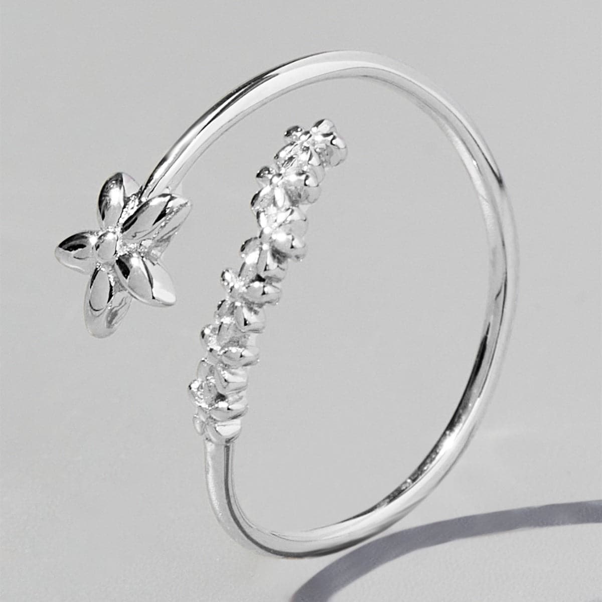 925 Sterling Silver Flower Ring.