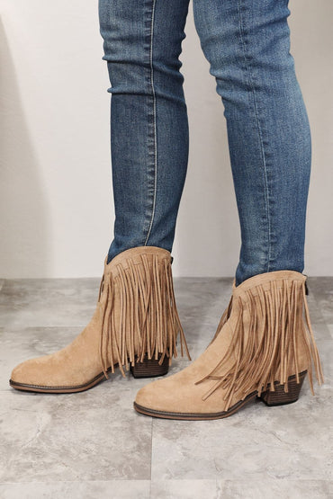 Legend Women's Fringe Cowboy Western Ankle Boots.