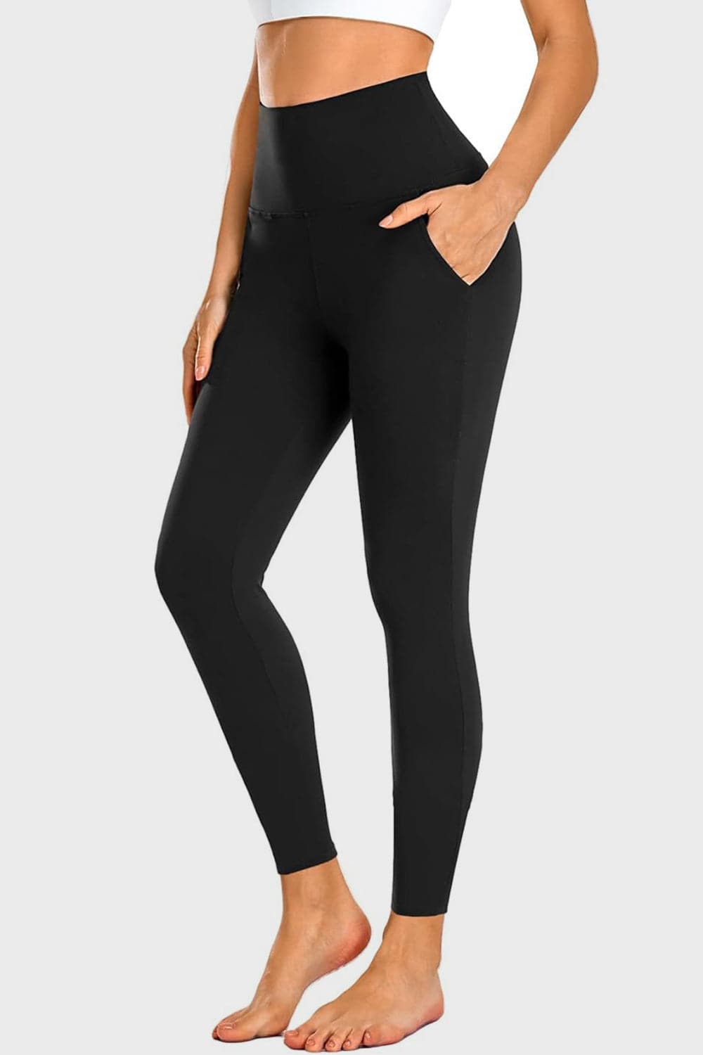 Full Size Pocketed High Waist Active Leggings.